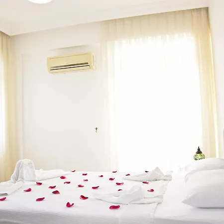 Lilac 1 Apartment *